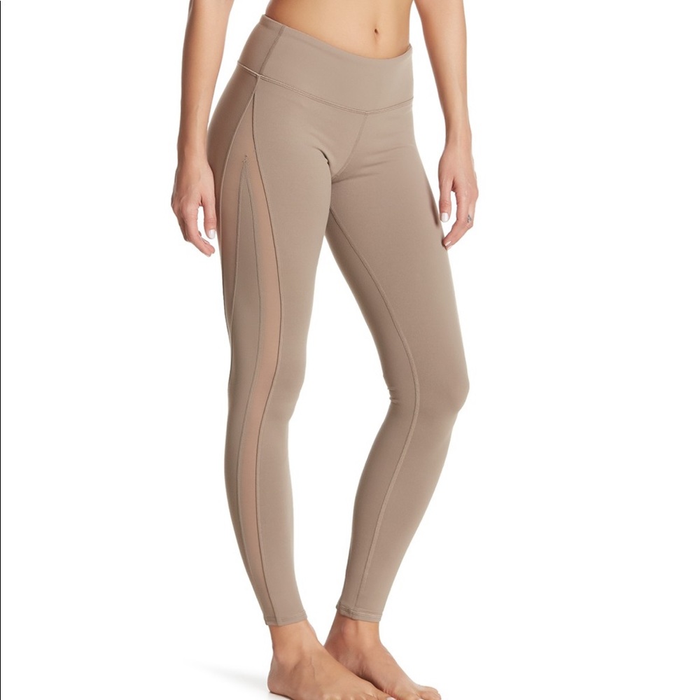 Alo Everlast Leggings